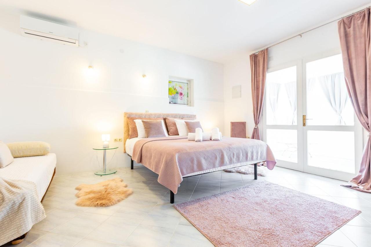 זאדאר Sjor 2 Bdr Apartment W Grill מראה חיצוני תמונה